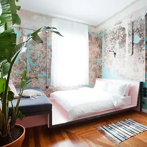 The Trilogy House Daire Selanik